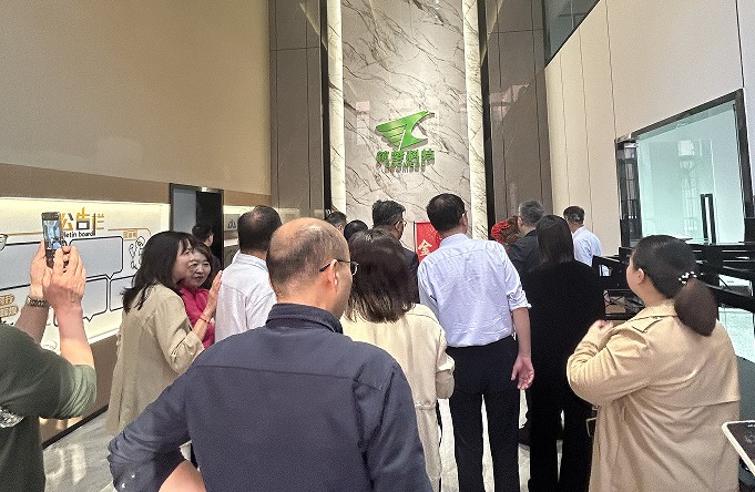 筑夢(mèng)科技歡迎區政協(xié)經(jīng)科委考察交流！